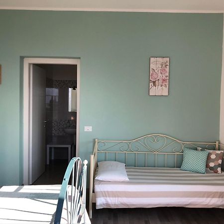 Bed And Breakfast Da Beatrice 시르미오네 외부 사진
