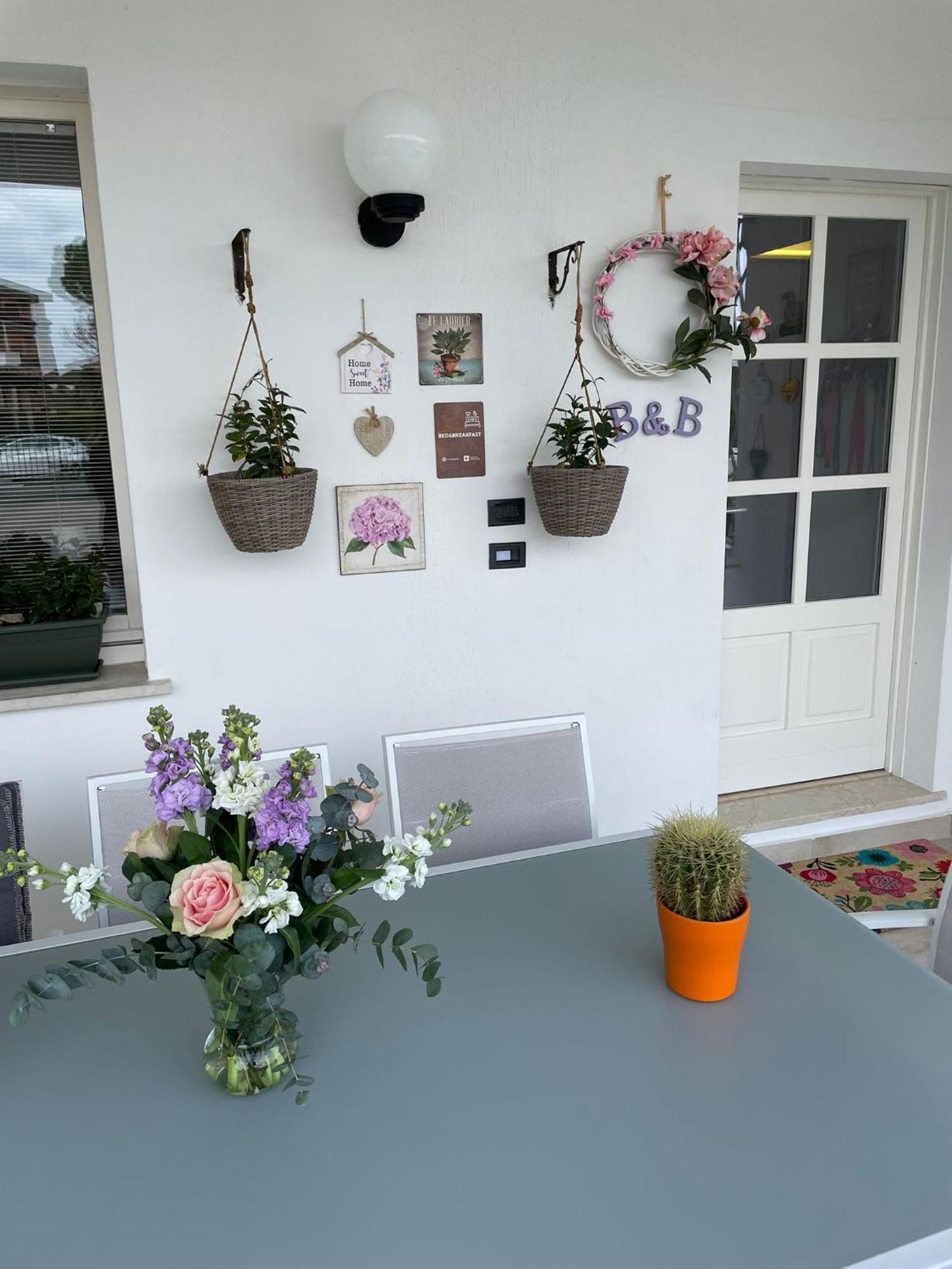 Bed And Breakfast Da Beatrice 시르미오네 외부 사진